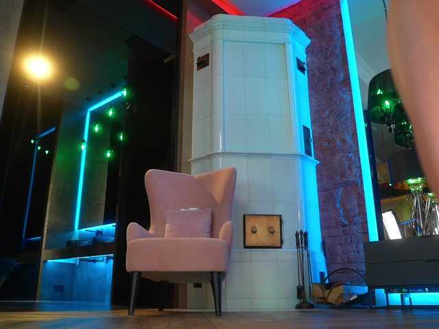 EvaFashionista's BongaCams show and profile