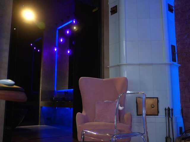 EvaFashionista's BongaCams show and profile