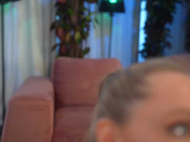 EvaFashionista from BongaCams is Freechat