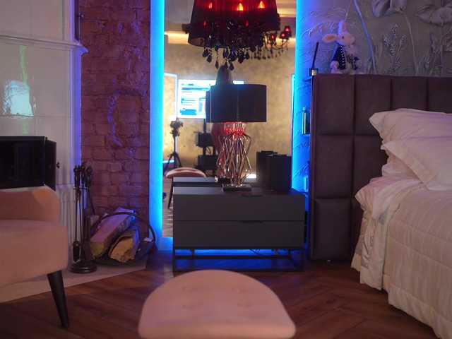  EvaFashionista chat room