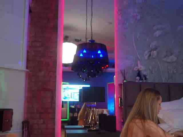 EvaFashionista webcam