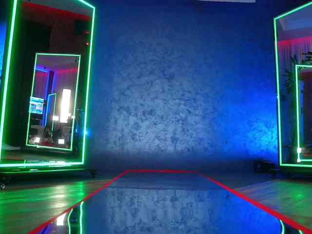 EvaFashionista webcam