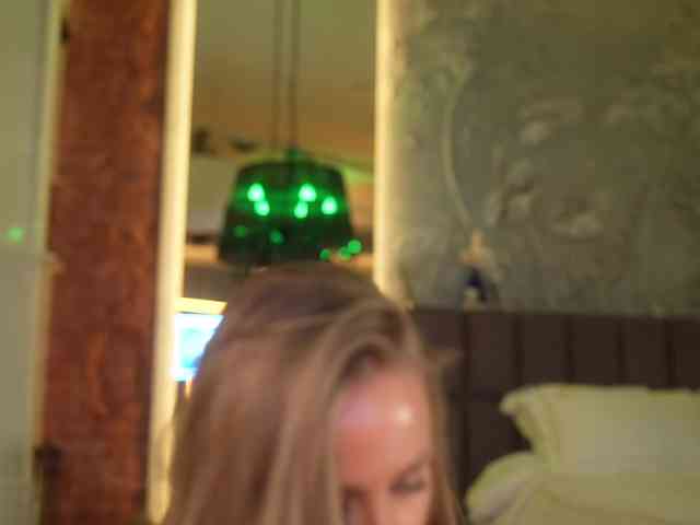 EvaFashionista webcam