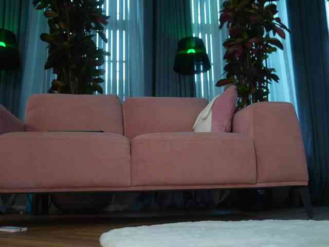 EvaFashionista Live Webcam on BongaCams