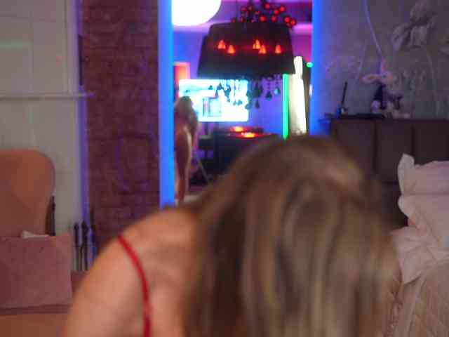 EvaFashionista webcam