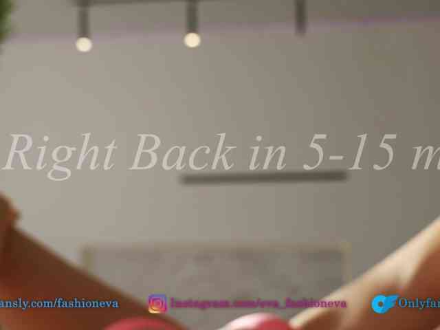 EvaFashionista webcam