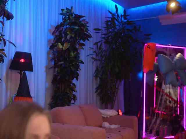 EvaFashionista webcam