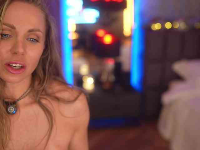 EvaFashionista webcam