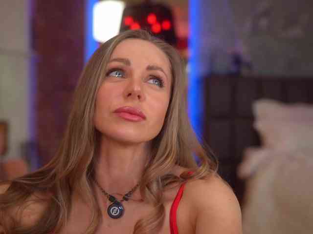 EvaFashionista webcam