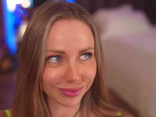 EvaFashionista webcam