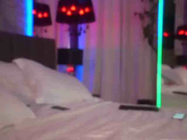 EvaFashionista webcam