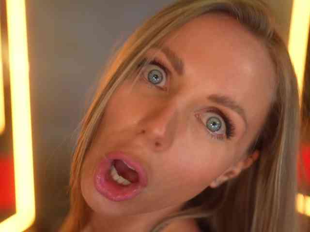 EvaFashionista webcam