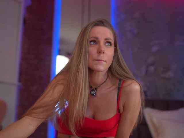 EvaFashionista webcam