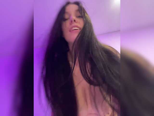 Potifays's BongaCams show and profile