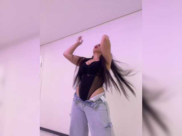 Potifays's BongaCams show and profile