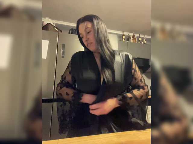 Potifays's BongaCams show and profile