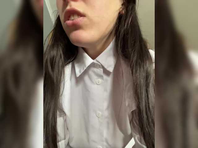 Potifays's BongaCams show and profile