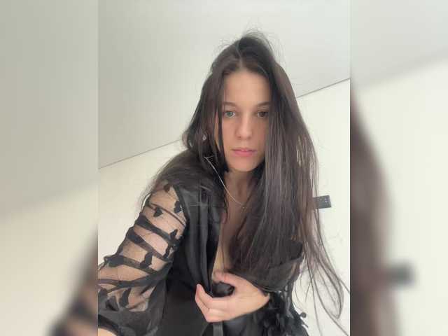 Potifays's BongaCams show and profile