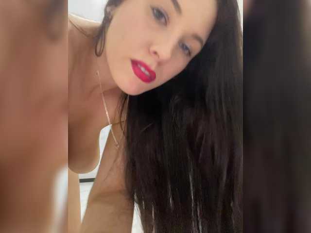 Potifays's BongaCams show and profile