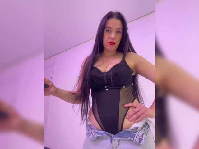 Potifays's BongaCams show and profile