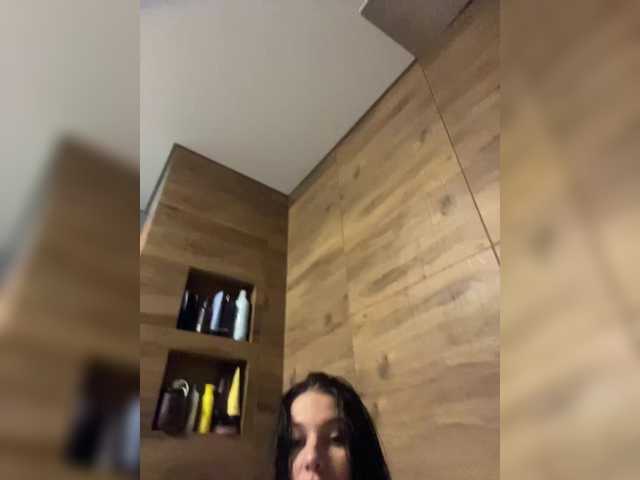 Potifays's BongaCams show and profile