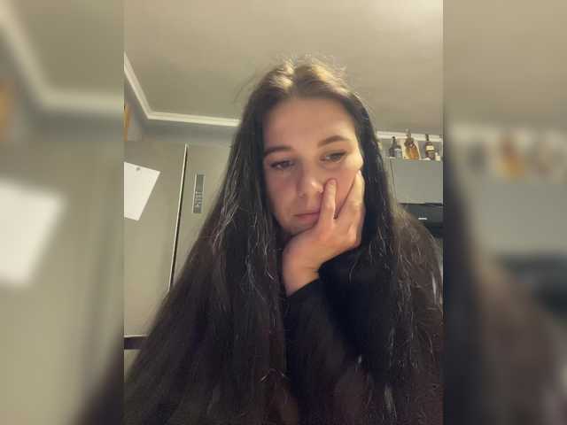 Potifays's BongaCams show and profile