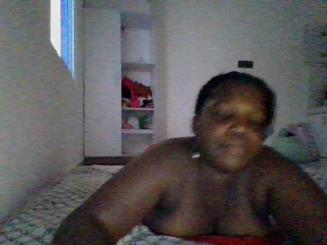 cuteass1's BongaCams show and profile