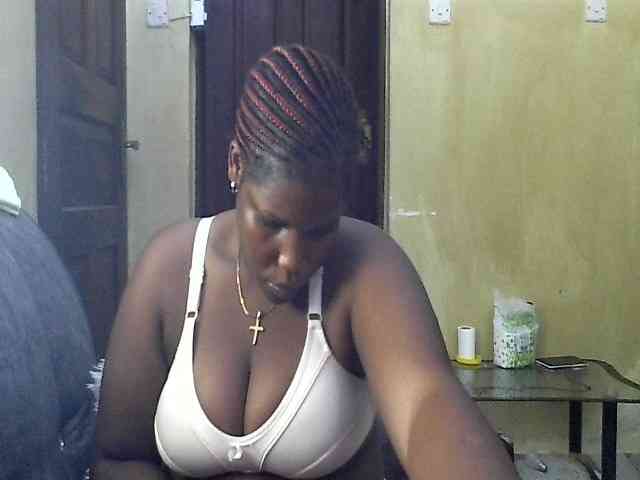 cuteass1 webcam