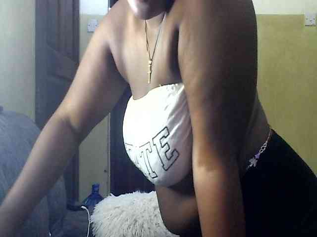 cuteass1 webcam