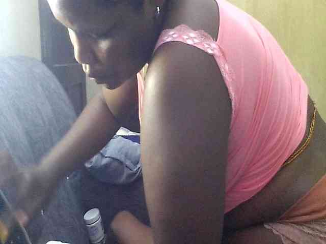 cuteass1 webcam