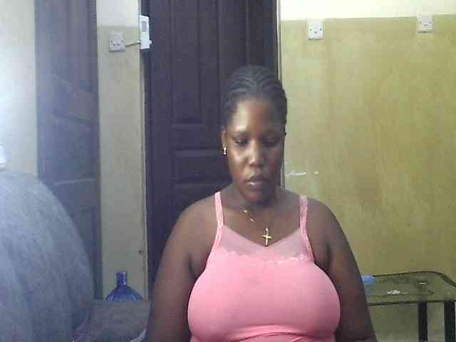 cuteass1 webcam