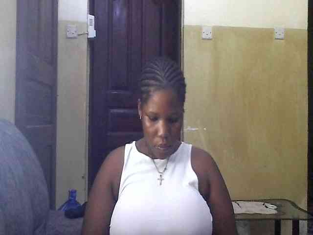 cuteass1 webcam