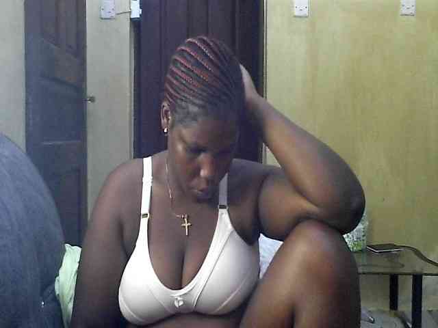 cuteass1 webcam