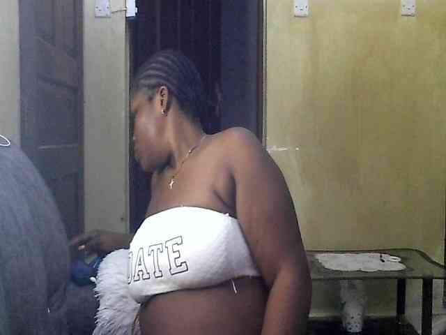 cuteass1 webcam