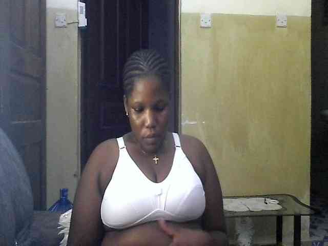 cuteass1 webcam