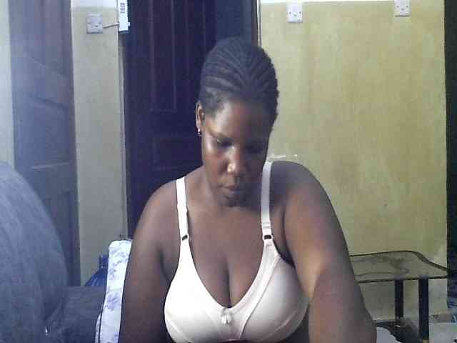 cuteass1 webcam