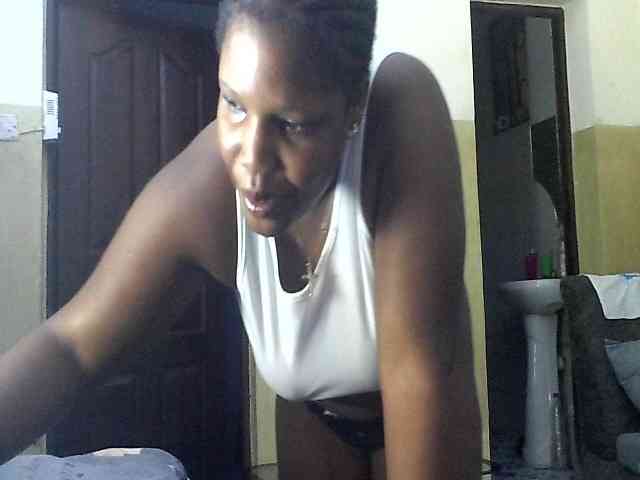 cuteass1 webcam