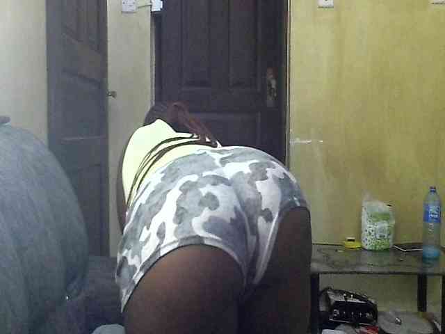 cuteass1 webcam