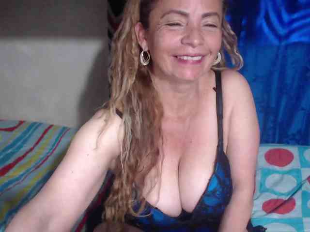 Monicatorres66 webcam
