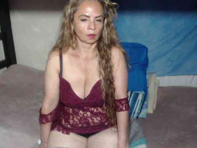 Monicatorres66 webcam