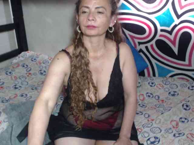 Monicatorres66 webcam