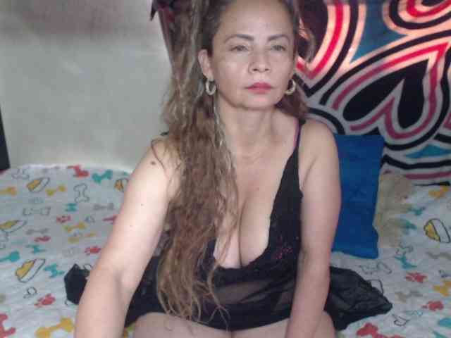 Monicatorres66 webcam