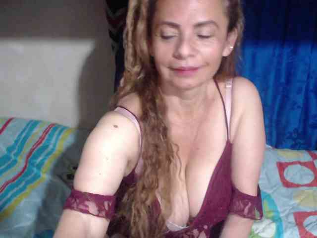 Monicatorres66 webcam