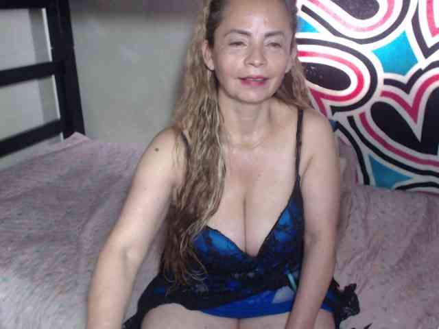 Monicatorres66 webcam