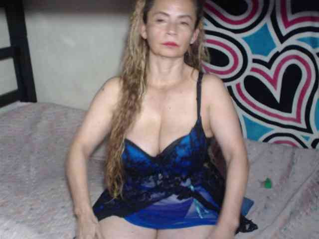 Monicatorres66 webcam