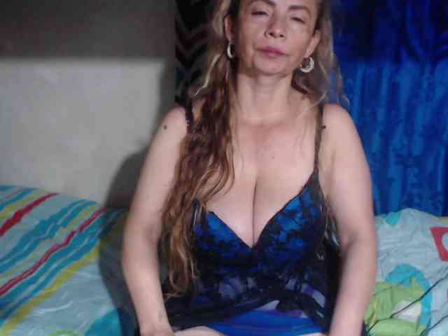 Monicatorres66 webcam