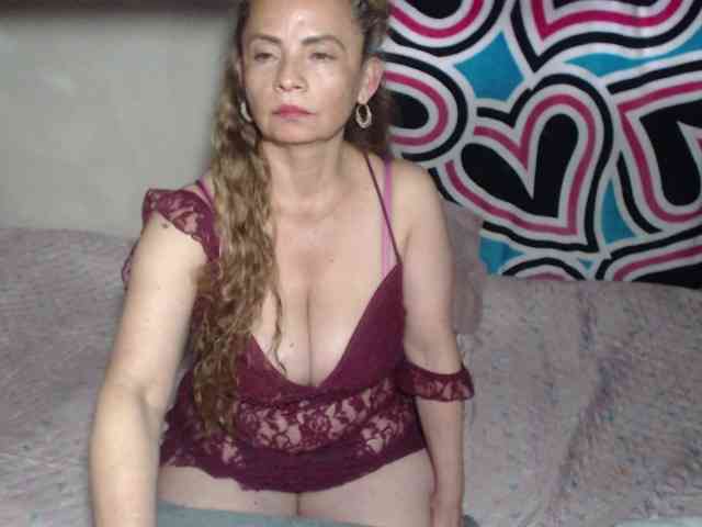 Monicatorres66 webcam