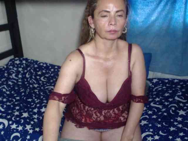 Monicatorres66 webcam