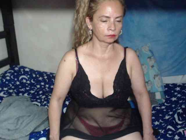 Monicatorres66 webcam