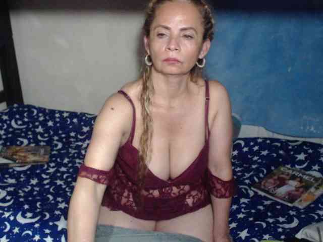 Monicatorres66 webcam